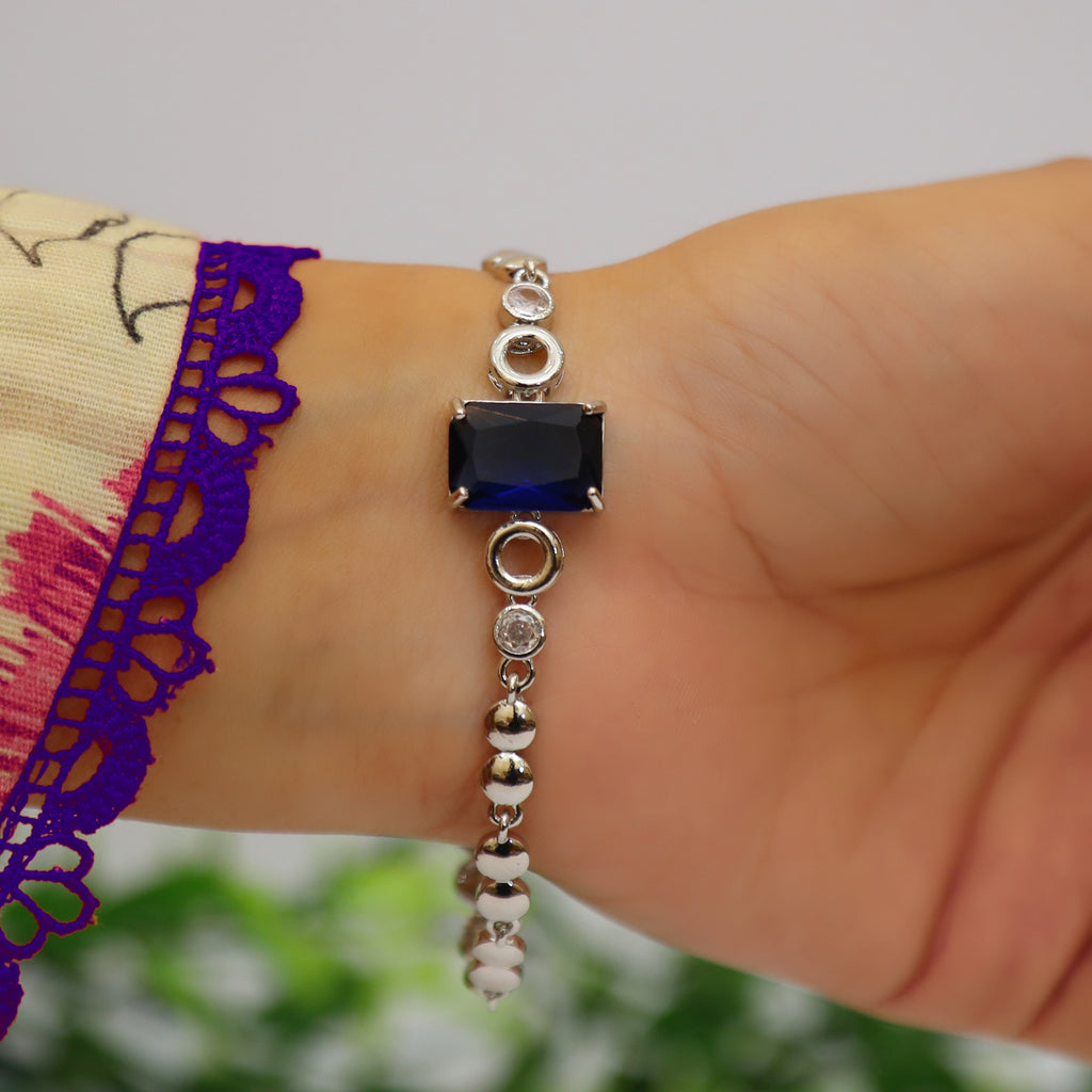 High-end Silver Titanium Steel Non-Fade Bracelet Female Bracelet Light Luxury Niche Bracelet