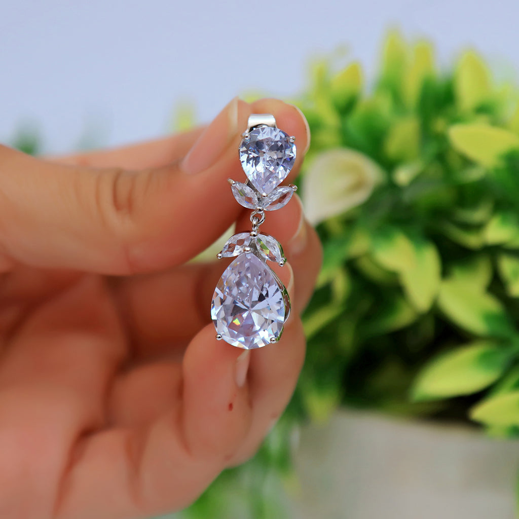 Fashion Delicate Crystal Women’s Drop Earrings Girls Accessories for Special Day Korean Style Female Earring Sc1